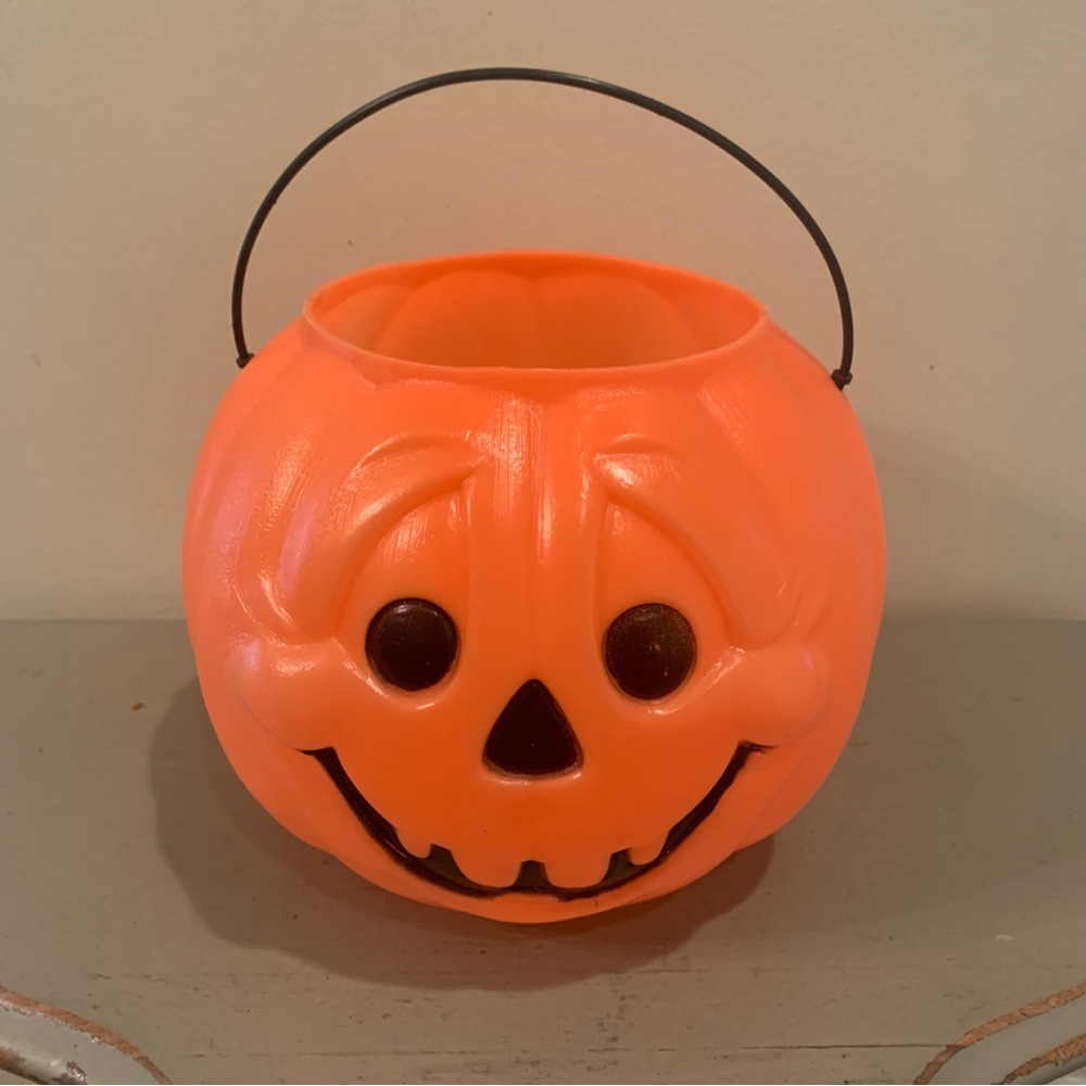 VTG 1980s Halloween Pumpkin Bucket